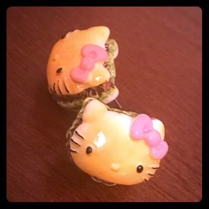 🌈🍔Hello Kitty hamburger🍔 earrings!